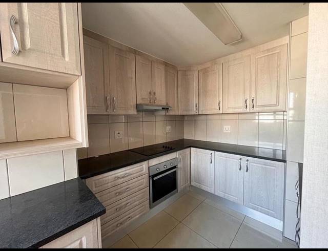 3 BEDROOM APARTMENT FOR SALE IN NORTH BEACH